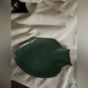 Ceramic Fish-Shaped Plate - Green